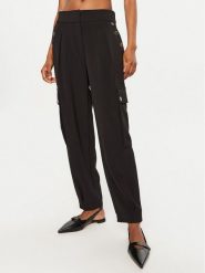 LOLA CASADEMUNT Spodnie materiałowe LF2414010 00N Czarny Regular Fit. Czarne spodnie materiałowe LOLA CASADEMUNT, bez wzorów, z materiału. Za 389.99 zł.