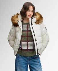 Superdry Kurtka Bomber Everest z Kapturem w Poliesterze Recyklingowym – OFF. Białe kurtki Superdry, bez wzorów, z materiału, eleganckie, z kapturem. Za 776.50 zł.