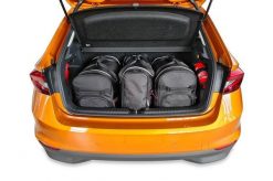 Torby Do Bagażnika Skoda Fabia Hatchback 2021+ 3Szt Kjust. Czarne torby podróżne KJUST, bez wzorów, z kauczuku. Za 944.00 zł.
