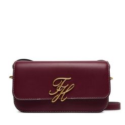 Torebka Tommy Hilfiger. Czerwone listonoszki Tommy Hilfiger, bez wzorów, bez dodatków. Za 849.99 zł.