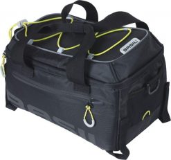 Torba na bagaż „Miles” - czarna/limonkowa. Czarne torby sportowe BASIL, bez wzorów, z materiału, na ramię. Za 309.99 zł.