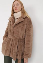 Brązowa Kurtka Borphine. Brązowe kurtki Born2be, xl, bez wzorów, z futra, bez kaptura. W wyprzedaży za 139.99 zł.