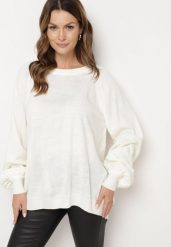 Jasnobeżowy Sweter o Kroju Oversize z Szerokimi Ściągaczami Nittia. Brązowe swetry Born2be, m, bez wzorów, biznesowe, bez ramiączek. W wyprzedaży za 84.99 zł.