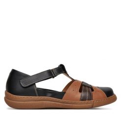 Sandały Go Soft. Brązowe sandały GO SOFT, bez wzorów, bez obcasa, na płaskiej podeszwie, bez zapięcia. Za 143.99 zł.