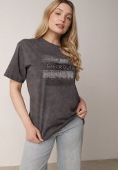 Ciemnoszary T-shirt z Bawełny o Kroju Oversize z Napisem Orinvyra. Szare t-shirty Born2be, m, bez wzorów, z bawełny, biznesowe, bez kołnierzyka, bez ramiączek. Za 59.99 zł.