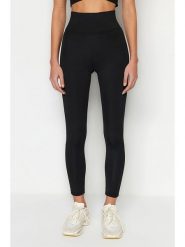 Trendyol Legginsy sportowe w kolorze czarnym rozmiar: XS. Czarne legginsy Trendyol, bez wzorów, z materiału, sportowe. Za 74.95 zł.