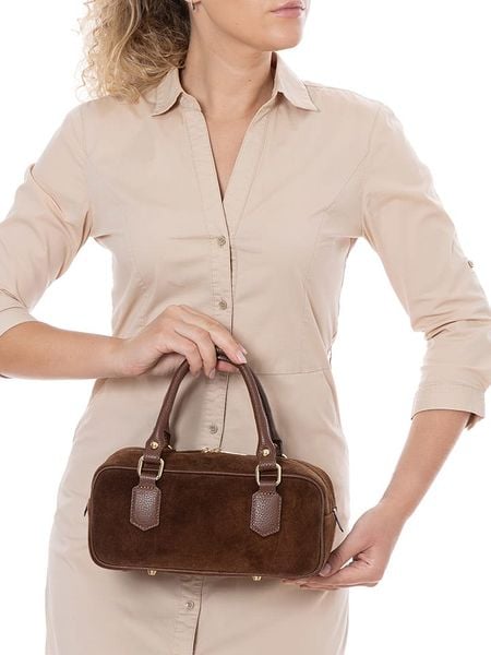 Lia Biassoni Skórzana torebka "Suede" w kolorze brązowym - 27 x 14 x 12 cm rozmiar: onesize. Brązowe torebki klasyczne Lia Biassoni, bez wzorów, z materiału, przez ramię, bez dodatków. Za 260.99 zł.