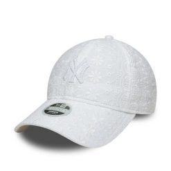 Czapka z daszkiem New Era 9twenty femme New York Yankees Broderie. Białe czapki z daszkiem New Era, bez wzorów, eleganckie. Za 233.99 zł.