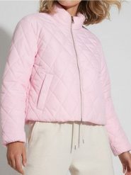 Pikowana kurtka ze stójką - różowy. Czerwone kurtki Sinsay, l, bez wzorów, bez kaptura. Za 59.99 zł.