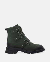 ZIELONE BOTKI DAMSKIE Z NUBUKU Y004NUGROBB044. Zielone botki Venezia, bez wzorów, z nubiku, bez obcasa, bez zapięcia. Za 399.00 zł.