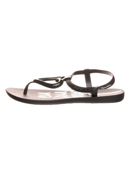 Ipanema Sandały w kolorze czarnym rozmiar: 35/36. Czarne sandały Ipanema, bez wzorów, klasyczne, z otwartym noskiem, bez obcasa, bez zapięcia. Za 62.03 zł.