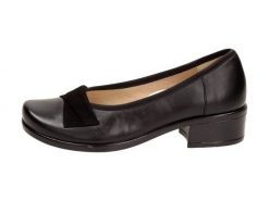 Czarne Polskie półbuty damskie Gregors 823. Czarne półbuty wsuwane GREGORS, na jesień, bez wzorów, z jeansu, eleganckie, bez obcasa, na płaskiej podeszwie. Za 349.00 zł.