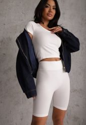 Białe Elastyczne Szorty Biker High Waist Diovien. Białe szorty Renee, bez wzorów, prążkowane. Za 49.99 zł.