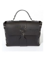 Christian Laurier Skórzana torebka "Paty" w kolorze czarnym - 25 x 18 x 10 cm rozmiar: onesize. Czarne torebki klasyczne Christian Laurier, bez wzorów, z materiału, przez ramię, bez dodatków. Za 239.99 zł.