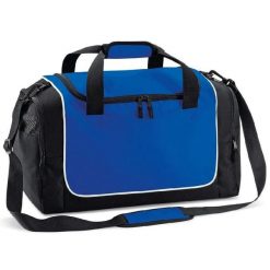 Torba sportowa Quadra Teamwear Locker. Czarne torby sportowe QUADRA, bez wzorów, z gumy, na ramię. Za 160.50 zł.