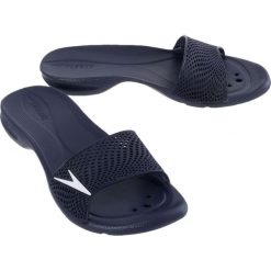 Klapki damskie Speedo Atam II Max AF. Białe klapki Speedo, bez wzorów, z materiału, sportowe, bez obcasa, bez zapięcia. Za 75.99 zł.