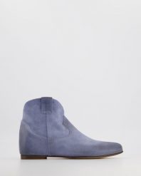 ZAMSZOWE BOTKI PT86 INGR AZZURR. Botki Venezia, bez wzorów, ze skóry, bez obcasa, bez zapięcia. Za 589.00 zł.