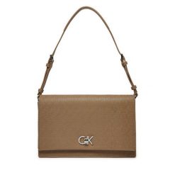 Torebka Calvin Klein. Brązowe torebki klasyczne Calvin Klein, bez wzorów, klasyczne, bez dodatków. Za 289.99 zł.