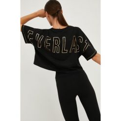 Everlast t-shirt bawełniany kolor czarny. Czarne t-shirty Everlast, bez wzorów, z bawełny, bez kołnierzyka, bez ramiączek. Za 159.99 zł.