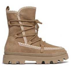 Trzewiki Tamaris. Brązowe botki Tamaris, bez wzorów, bez obcasa, na płaskiej podeszwie, bez zapięcia. Za 399.99 zł.