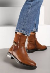 Jasnobrązowe Botki Typu Sztyblety z Ozdobnym Paskiem z Metalową Aplikacją Riaessa. Brązowe botki Born2be, z aplikacjami, z jeansu, eleganckie, bez obcasa, na obcasie, bez zapięcia. W wyprzedaży za 104.99 zł.