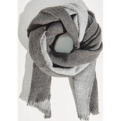 Szalik - Jasny szar. Szaliki i kominy marki B'TWIN. W wyprzedaży za 29.99 zł.