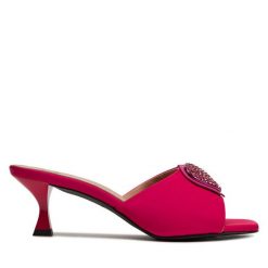 Klapki LOVE MOSCHINO. Czerwone klapki Love Moschino, bez wzorów, bez obcasa, bez zapięcia. Za 919.99 zł.