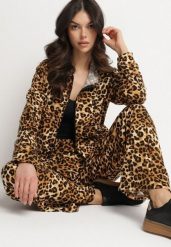 Jasnobrązowy Komplet Dresowy w Panterkę Bluza i Szerokie Spodnie Edilessa. Brązowe bluzy Born2be, m, bez wzorów, z dresówki, eleganckie, bez ramiączek, z kapturem. W wyprzedaży za 76.49 zł.