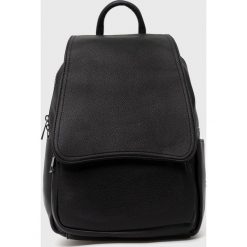 Answear Lab plecak damski kolor czarny mały gładki. Czarne plecaki Answear Lab, bez wzorów, bez dodatków. Za 199.99 zł.