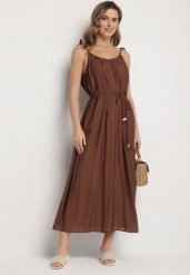 Brązowa Sukienka z Wiskozy na Wiązanych Ramiączkach z Plecionym Paskiem Mirazelia. Brązowe sukienki Born2be, na co dzień, m, bez wzorów, z wiskozy, glamour, bez kołnierzyka, bez ramiączek, maxi, proste. Za 169.99 zł.