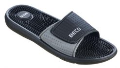 Beco unisex klapki z masującą wkładką, czarne. Czarne klapki 47 Brand, bez wzorów, z materiału, bez obcasa, bez zapięcia. Za 208.99 zł.