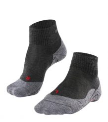 Krótkie skarpety damskie Falke TK5. Niebieskie skarpetki Falke, bez wzorów, z poliamidu. Za 157.50 zł.