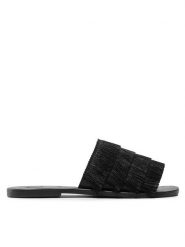 Manebi Klapki Leather Sandals S 2.5 Y0 Czarny. Czarne klapki Manebi, bez wzorów, z materiału, bez obcasa, bez zapięcia. Za 519.99 zł.