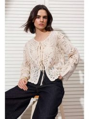 Trendyol Kardigan w kolorze beżowym rozmiar: Standart. Brązowe swetry Trendyol, bez wzorów, bez ramiączek. Za 130.99 zł.