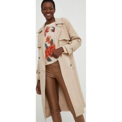 Answear Lab trencz damski kolor beżowy przejściowy dwurzędowy. Brązowe płaszcze Answear Lab, l, bez wzorów, klasyczne, bez kaptura. Za 389.99 zł.