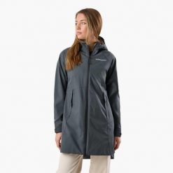 Kurtka przeciwdeszczowa kobieca Swedemount Orust Rain Coat wodoodporna. Zielone kurtki SWEDEMOUNT, bez wzorów, bez kaptura. Za 329.99 zł.