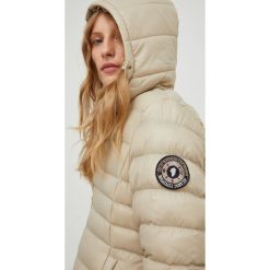 Answear Lab kurtka damska kolor beżowy zimowa. Szare kurtki Answear Lab, na zimę, l, bez wzorów, bez kaptura. Za 289.99 zł.
