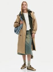 Desigual Trencz Chaq Polo 26SWEW12 Brązowy Regular Fit. Brązowe płaszcze Desigual, s, bez wzorów, z bawełny, bez kaptura. Za 969.99 zł.