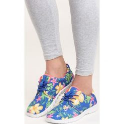 Niebieskie Buty Sportowe Aurora. Buty sportowe lifestyle marki KALENJI. Za 39.99 zł.