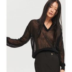 Sweter polo - Czarny. Czarne swetry Reserved, l, bez wzorów, bez ramiączek. Za 159.99 zł.