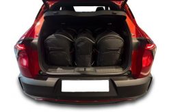 Torby Do Bagażnika Alfa Romeo Junior Ev 2024+ 3Szt Kjust. Czarne torby podróżne KJUST, bez wzorów, z kauczuku. Za 921.00 zł.