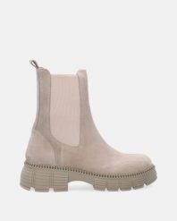 BEŻOWE SZTYBLETY Z ZAMSZU 1123309-1 54 BEI. Brązowe botki Venezia, bez wzorów, ze skóry, bez obcasa, bez zapięcia. Za 399.00 zł.