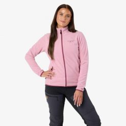 Bluza polarowa turystyka damska Swedemount Stryn Fleece szybkoschnąca. Czerwone bluzy bez kaptura SWEDEMOUNT, na zimę, bez wzorów, z polaru, narciarskie. Za 169.99 zł.