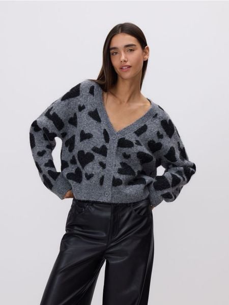 Kardigan w serca - wielobarwny. Swetry Reserved, l, bez wzorów, z dzianiny, bez ramiączek. Za 149.99 zł.