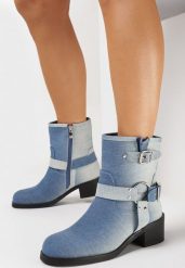 Niebieskie Botki w Stylu Biker ze Sprzączkami i Paskami Hannitra. Niebieskie botki Born2be, bez wzorów, z jeansu, bez obcasa, na obcasie, bez zapięcia. Za 99.99 zł.