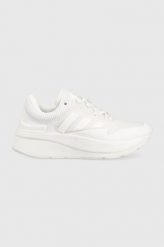 Adidas buty do biegania Znchill kolor biały. Białe buty do biegania adidas, bez wzorów, z gumy, bez zapięcia, do biegania. Za 549.99 zł.