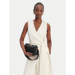 Torebka AMI Paris. Czarne torebki klasyczne AMI PARIS, bez wzorów, klasyczne, bez dodatków. Za 8,449.00 zł.