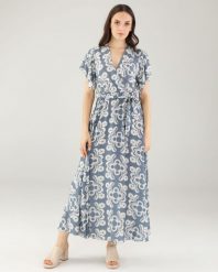 ROZKLOSZOWANA DWUKOLOROWA SUKIENKA. Sukienki Unisono, l, bez wzorów, z materiału, bez kołnierzyka, bez ramiączek, mini, kopertowe. Za 229.00 zł.