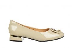 Półbuty Loretta Vitale E40305B Beige 514251, Beżowy, Skóra lakierowana - 37. Brązowe półbuty wsuwane Loretta Vitale, bez wzorów, z lakierowanej skóry, eleganckie, bez obcasa, na obcasie. W wyprzedaży za 242.10 zł.