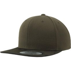 Czapka Z Daszkiem W Kamuflażu. Czarne czapki z daszkiem FLEXFIT, bez wzorów. Za 140.99 zł.